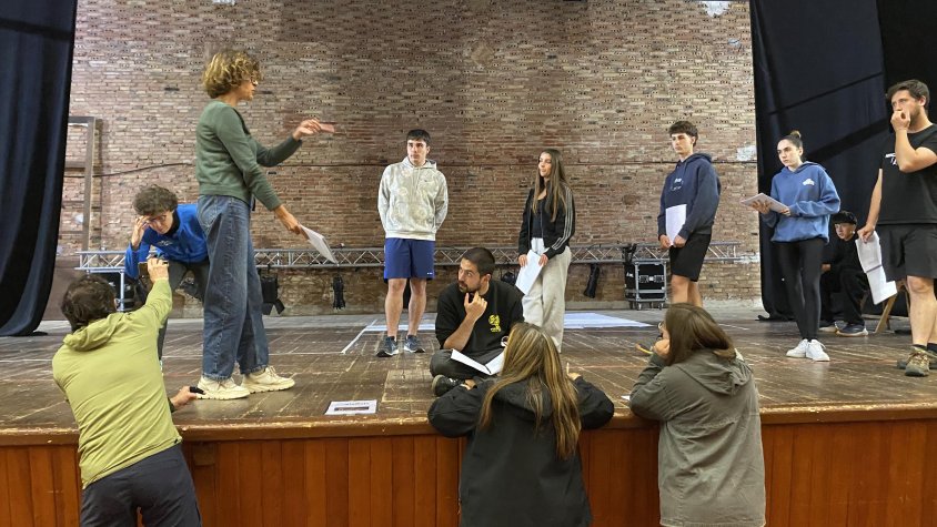 Comencen les proves escèniques pels nous decorats dels Pastorets de l'Espluga