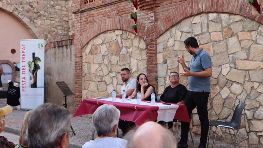 La Festa del Trepat arrenca a Barberà de la Conca amb un pregó que exalta el valor del vi i el territori