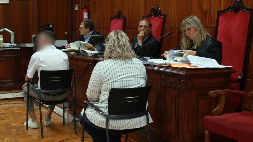 Els pares del nadó d'un mes maltractat a Montblanc el 2019 s'enfronten a 12 anys de presó