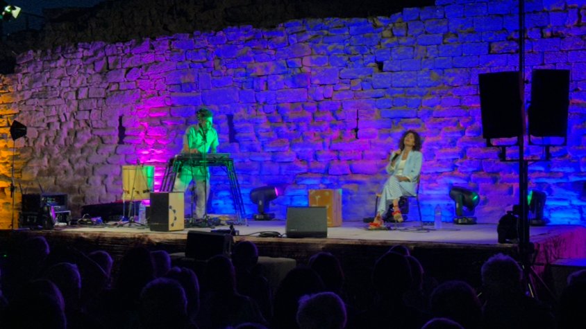 Elena Gadel arrenca les esperades Nits a la Fresca de Solivella