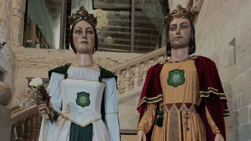 Presentació de la renovada imatge dels gegants de Santa Coloma de Queralt, Lluís de Queralt i Coloma