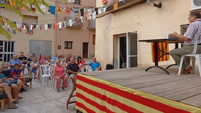 Presentació del llibre de Valentí Gual, en el marc de la Festa Major de Vallverd