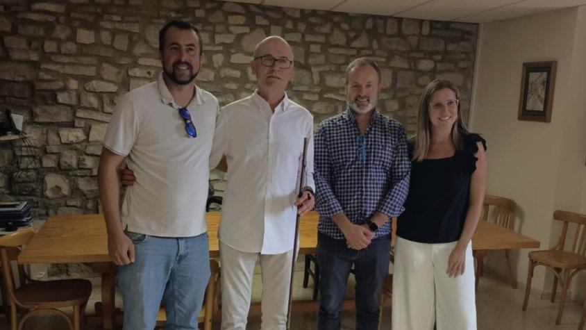 Jordi Aymerich agafa el relleu d’Isidre Balcell com a nou alcalde de Savallà del Comtat
