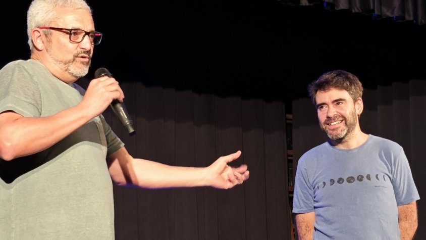 Vimbodí s’omple de literatura amb la presentació de A la lluna de David Vila i Ros, en un acte prèvi a la Festa del Vitrum