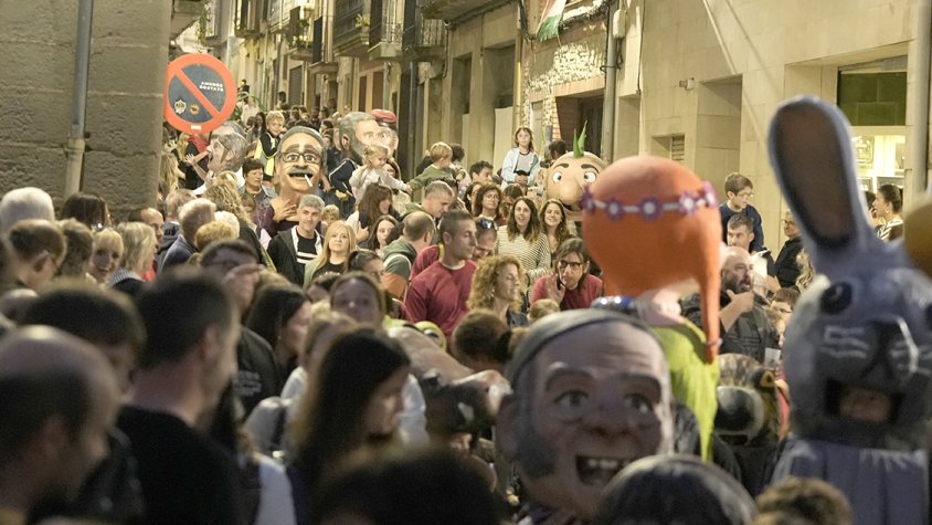 Més de 500 persones celebren a Santa Coloma els 20 anys del taller La Gàrgola