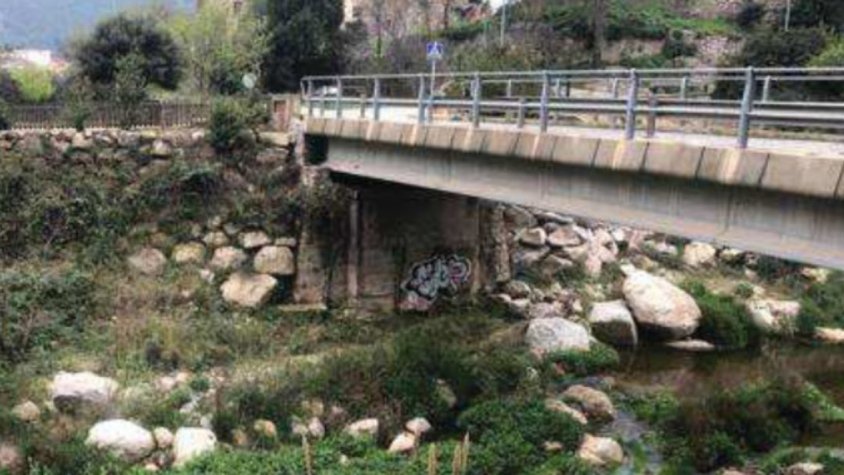 Comencen les obres del punt de control de l'aigua que circula pel riu Brugent, al seu pas per la Riba i Vilaverd