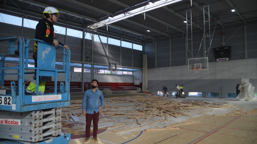 Comencen les obres per substituir el parquet del pavelló municipal de Montblanc