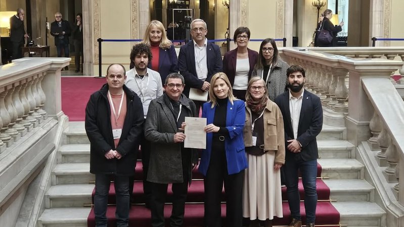 ERC del Camp de Tarragona porta al Parlament la demanda de millores urgents a la línia ferroviària R13