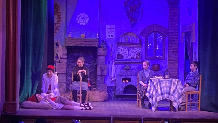 Els Pastorets infantils de Montblanc omplen el Centre Cultural en la seva primera representació