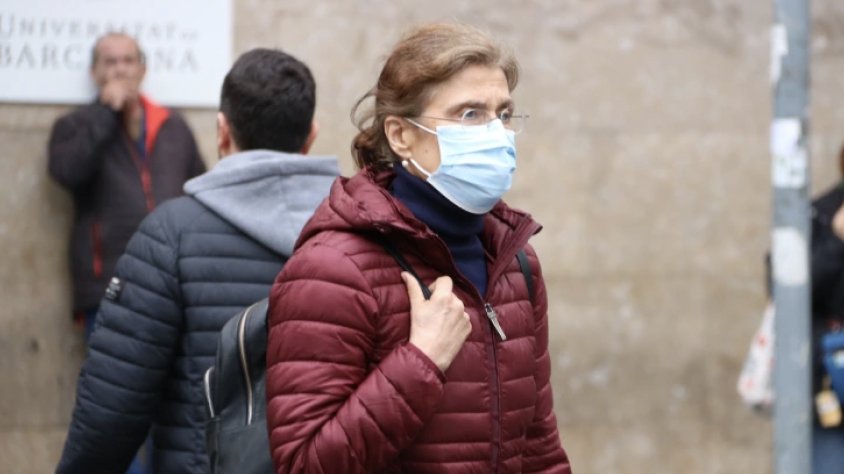 Salut retira l’obligatorietat de la mascareta a centres sanitaris i residències a partir d’aquest dimecres