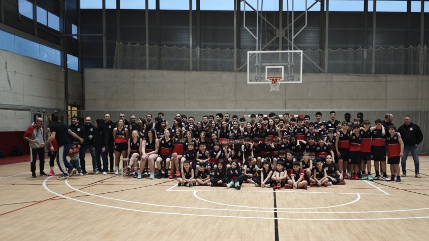 El Club Bàsquet Montblanc presenta els equips d'aquesta temporada