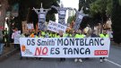 Els treballadors d’International Paper es manifesten a l'inici de la vaga indefinida