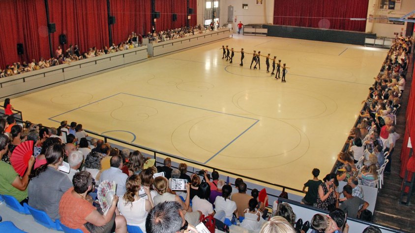 Lluïda exhibició de patinatge artístic de l'AE Montblanc Patinatge