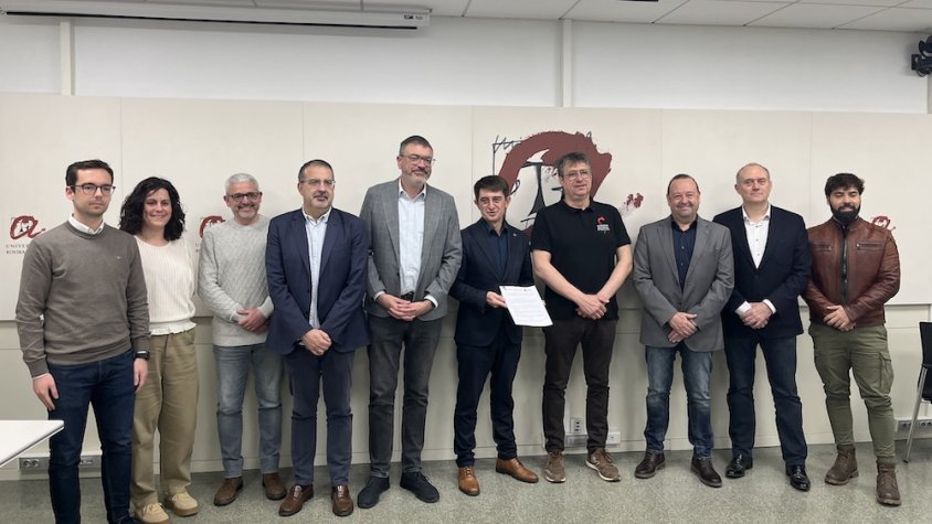 La Universitat Rovira i Virgili, l’Ajuntament de Montblanc i la Setmana Medieval signen un conveni per crear Colloquia Draconis