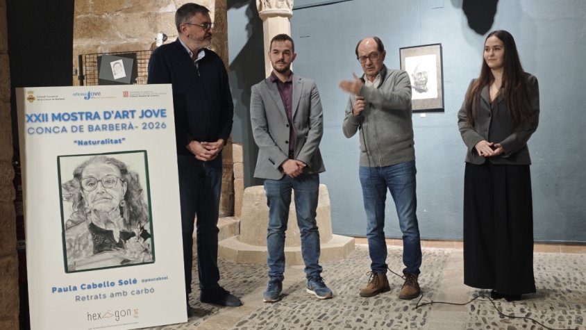 Paula Cabello protagonitza la XXII Mostra d’Art Jove de la Conca de Barberà amb els seus retrats amb carbó