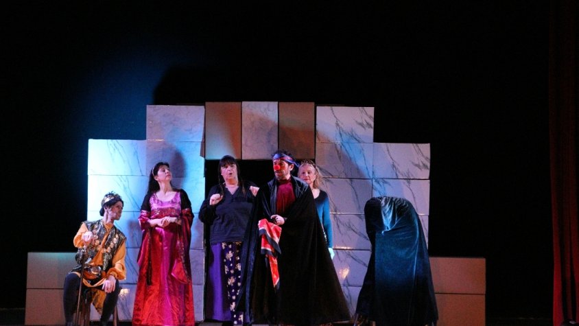 Tarda de teatre a Barberà amb "La venganza de don Mendo"
