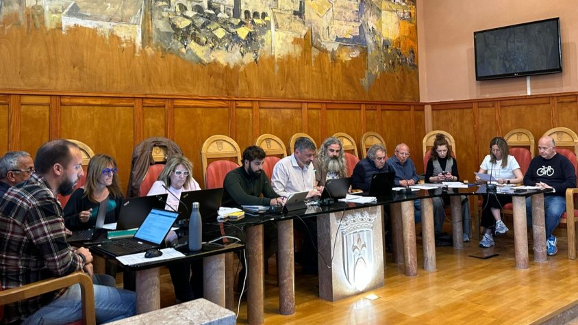 Aprovada per unanimitat una moció en defensa d’una gestió plenament pública del Pius Hospital de Valls