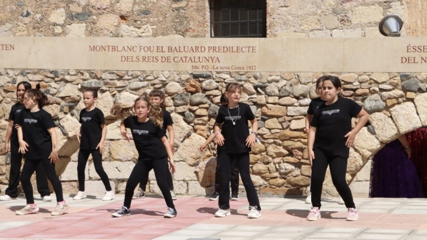 Èxit de la Festa Holi benèfica a Montblanc