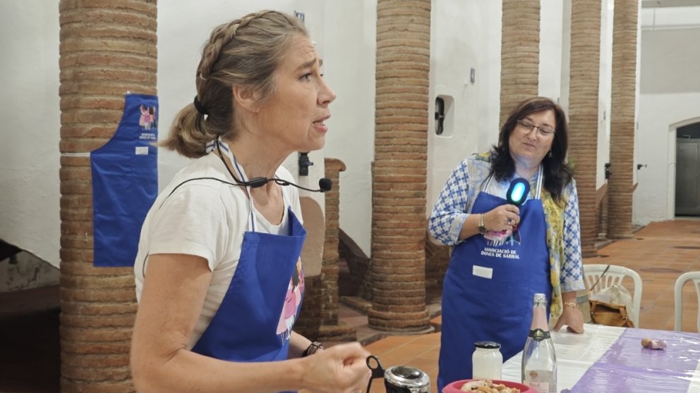 Ada Parellada i Núria Salan mariden cuina i ciència a Sarral