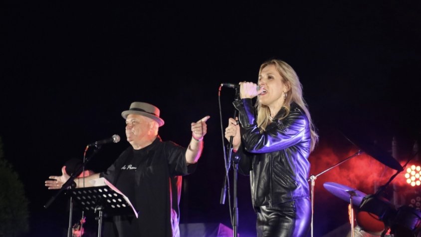 Èxit del concert solidari de Prenafeta amb música en viu i bona causa